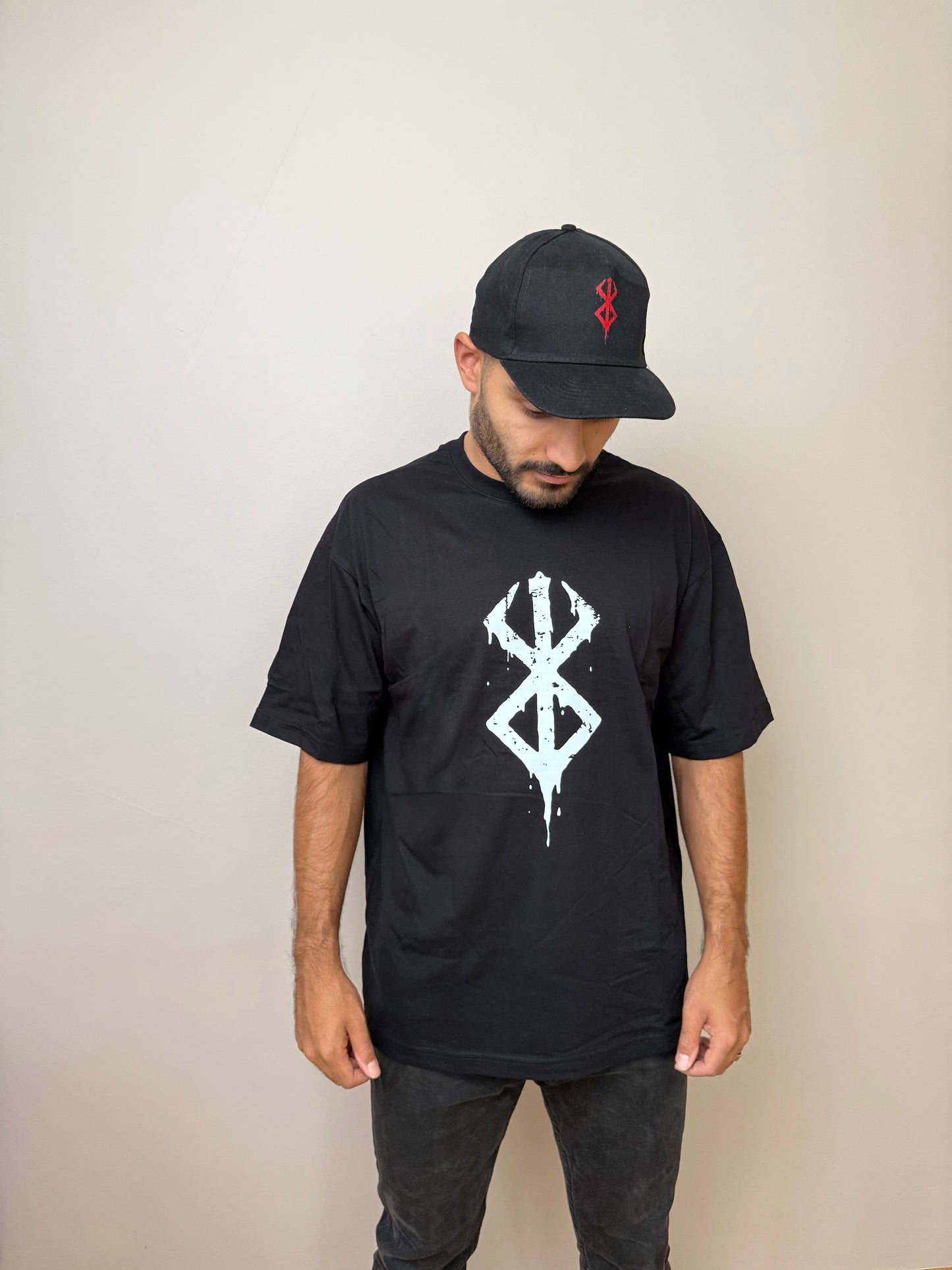 BERSERK BRAND OF SACRIFICE TRICOU OVERSIZE - BERSERK