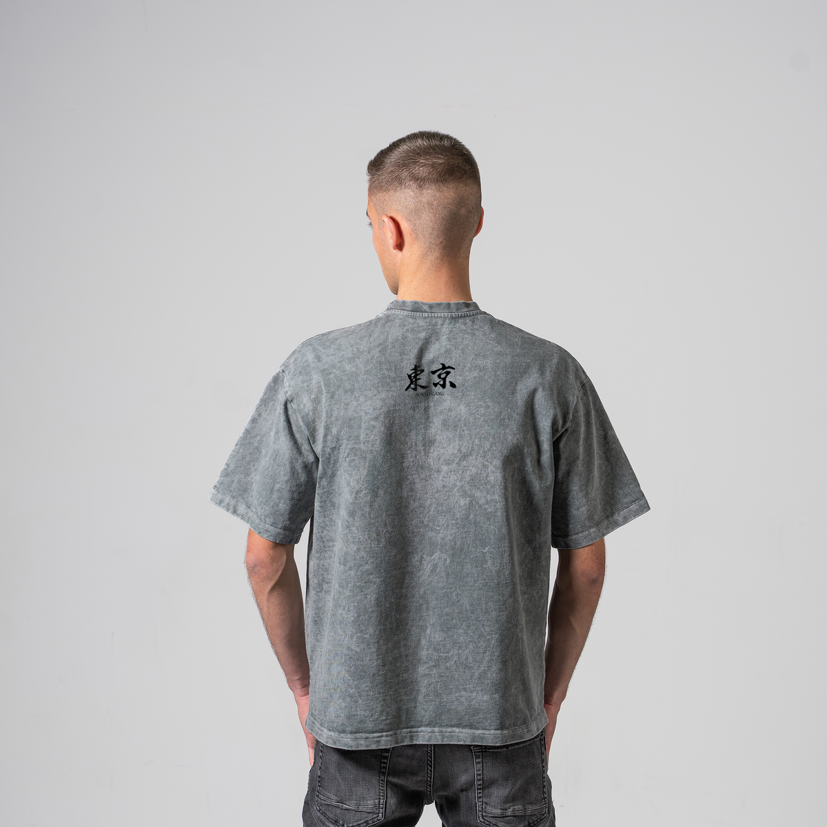 TOKYO CREW OVERSIZE T-SHIRT - TOKYO REVENGERS