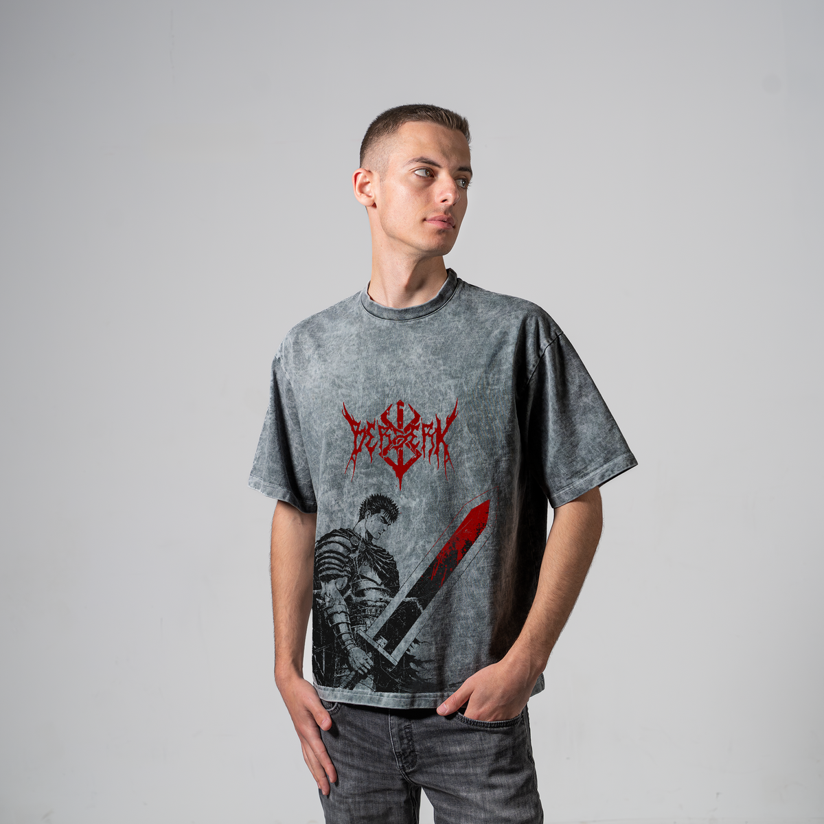 GUTS SWORD OVERSIZE T-SHIRT - BERSERK